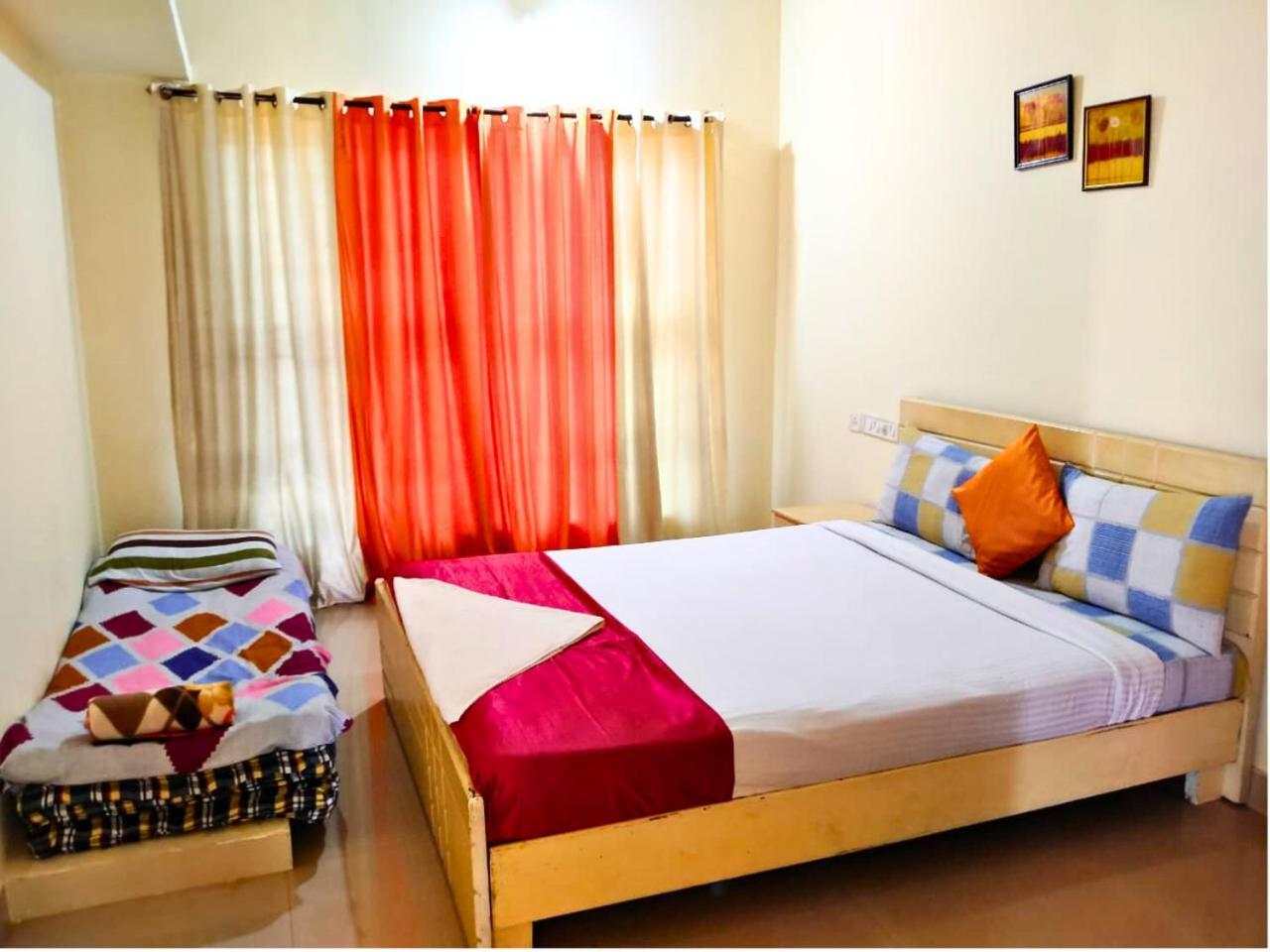 Golden Magnolia Homestay Bangalore Eksteriør billede
