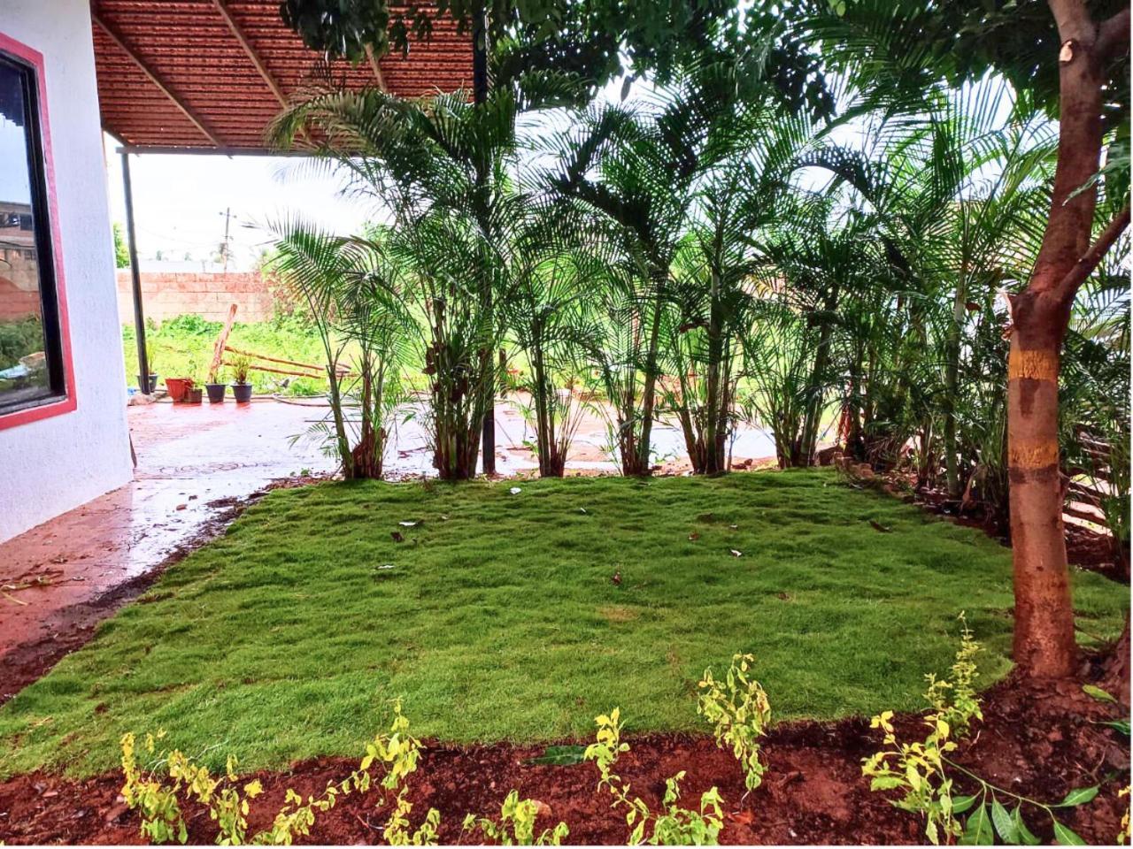 Golden Magnolia Homestay Bangalore Eksteriør billede